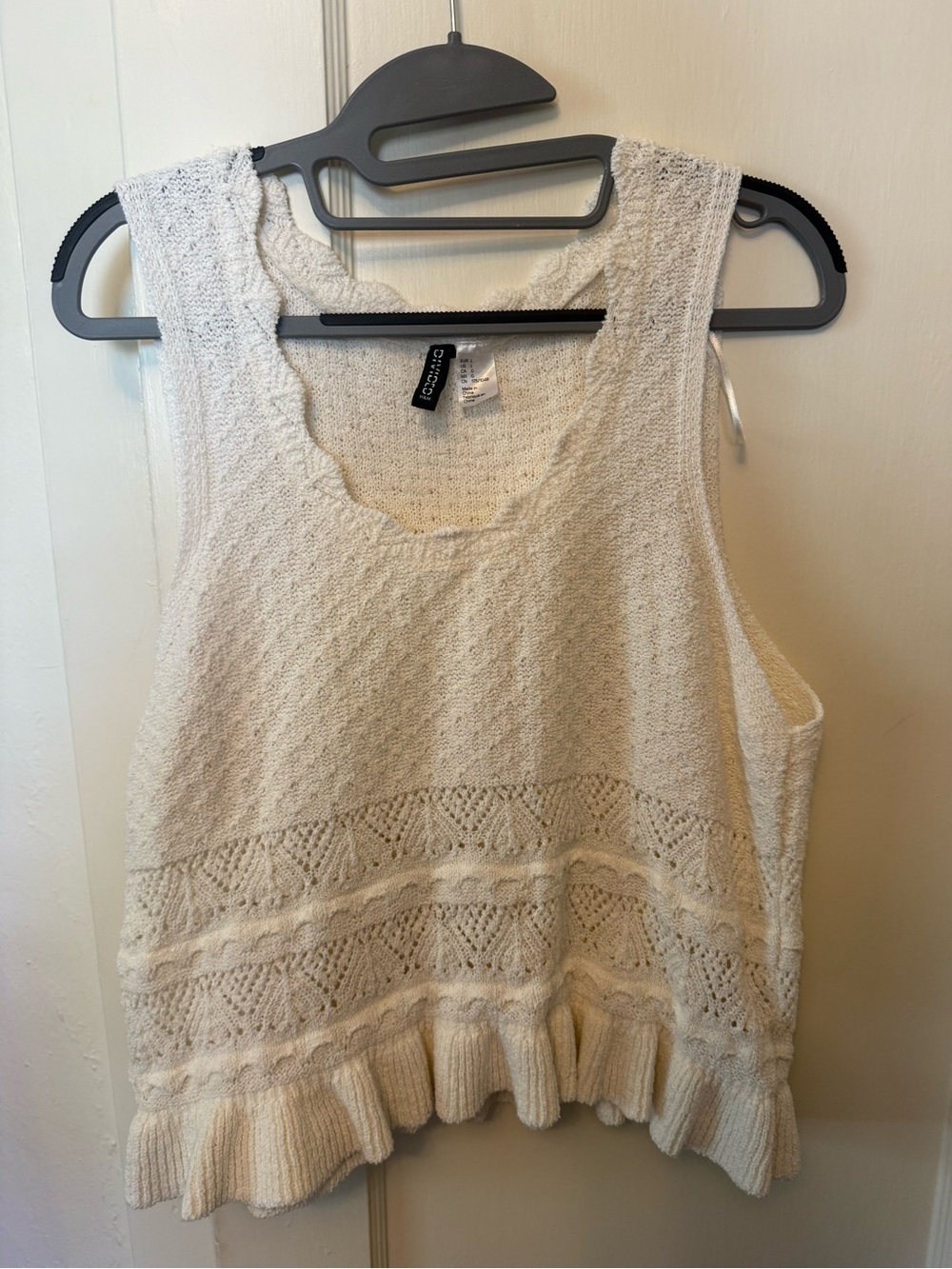H&M Cream Knit Ruffle Hem Tank Top